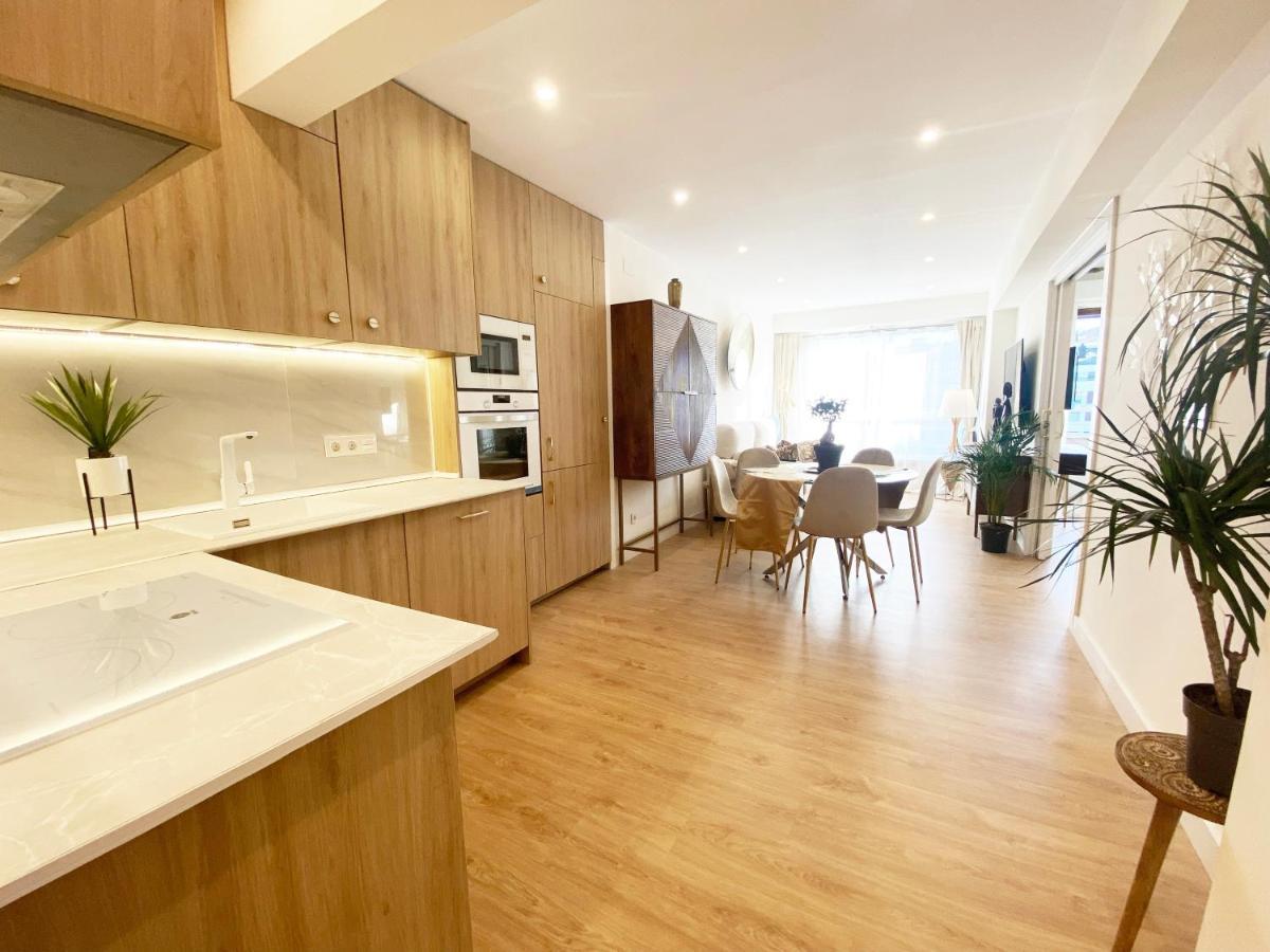 Miramar Luxurious Flat, 3 Double Rooms, Free Parking, Terrace, Completely New San Sebastian Ngoại thất bức ảnh