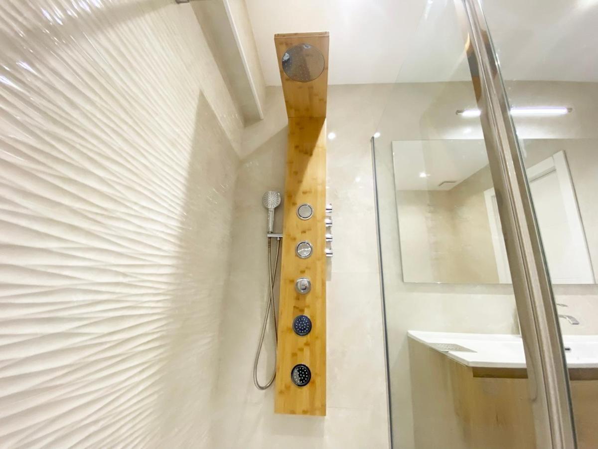 Miramar Luxurious Flat, 3 Double Rooms, Free Parking, Terrace, Completely New San Sebastian Ngoại thất bức ảnh